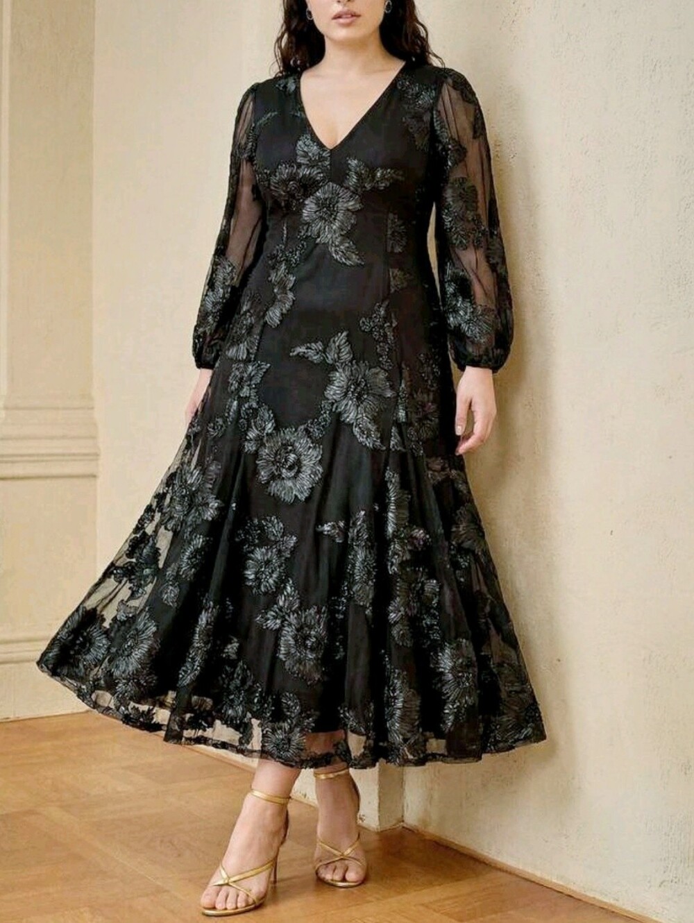 New Luxe Floral Applique Long Dress PLUS Bishop Long Sleeve Black